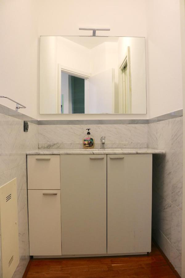 Happy Flat With Terrace Apartman Milánó Kültér fotó