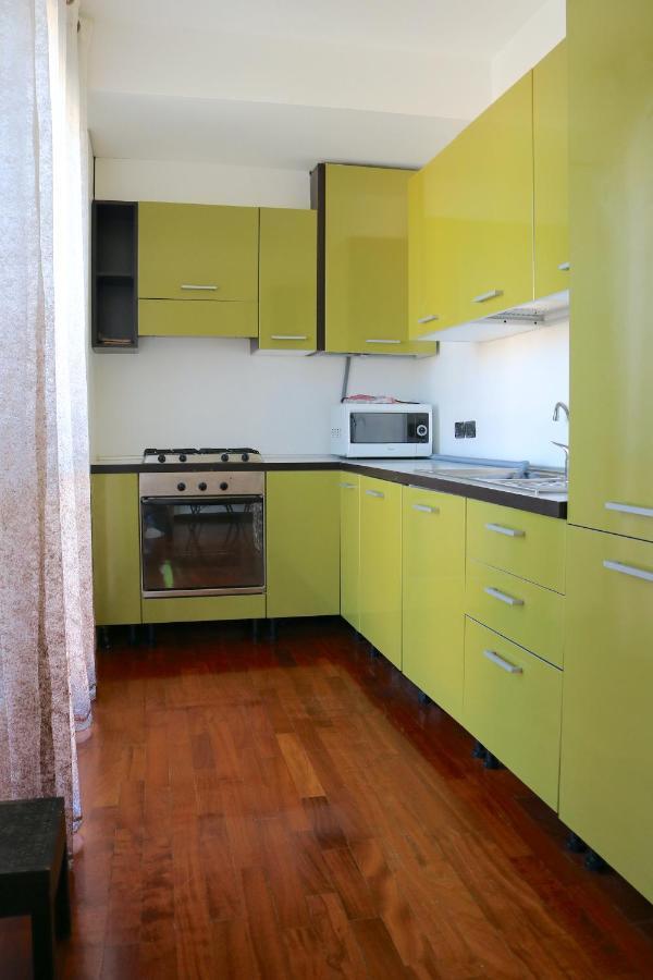 Happy Flat With Terrace Apartman Milánó Kültér fotó