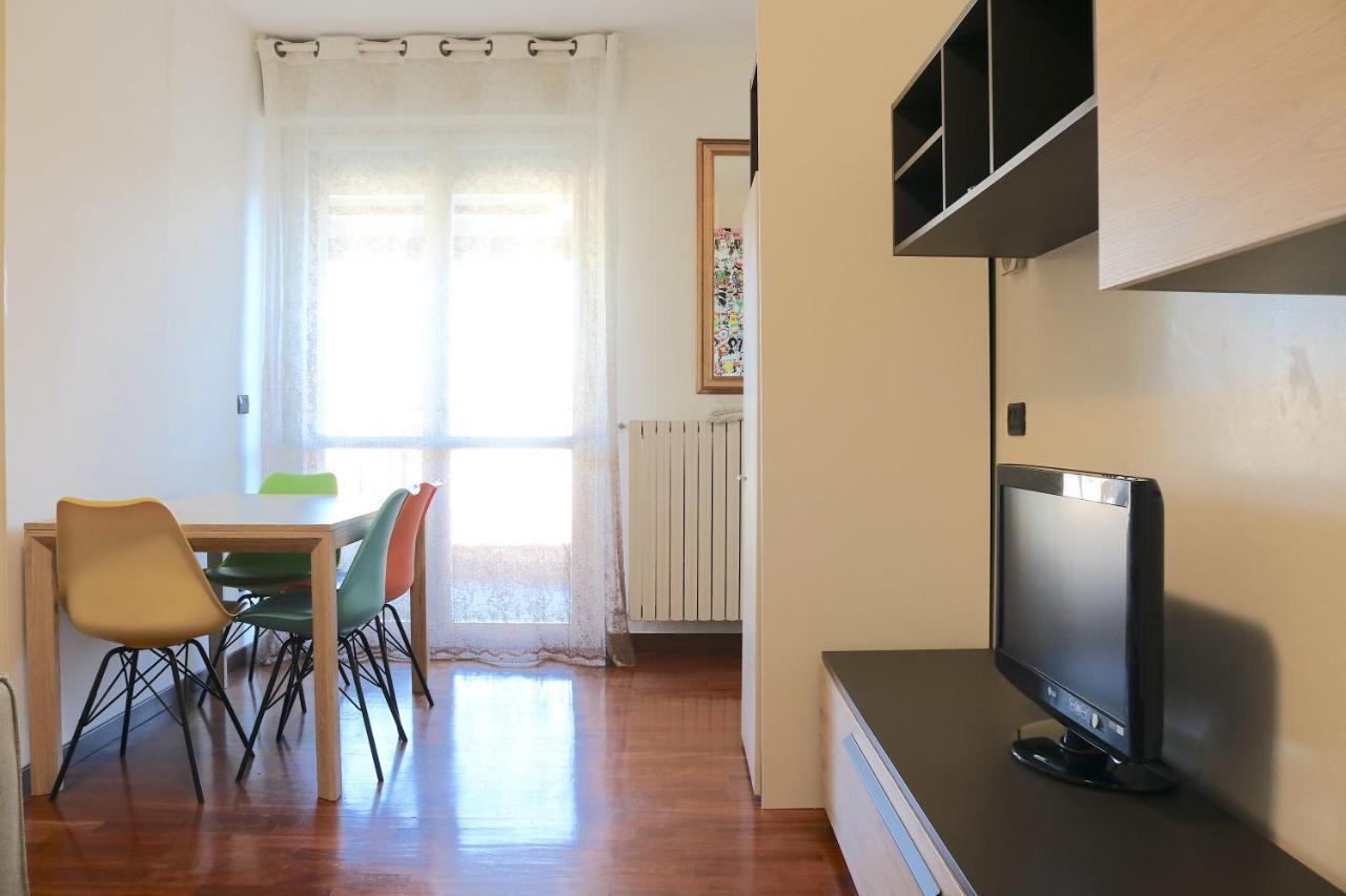 Happy Flat With Terrace Apartman Milánó Kültér fotó